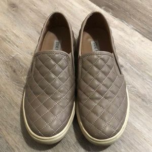 Steve Madden Ecentrcq Slip on Sneakers